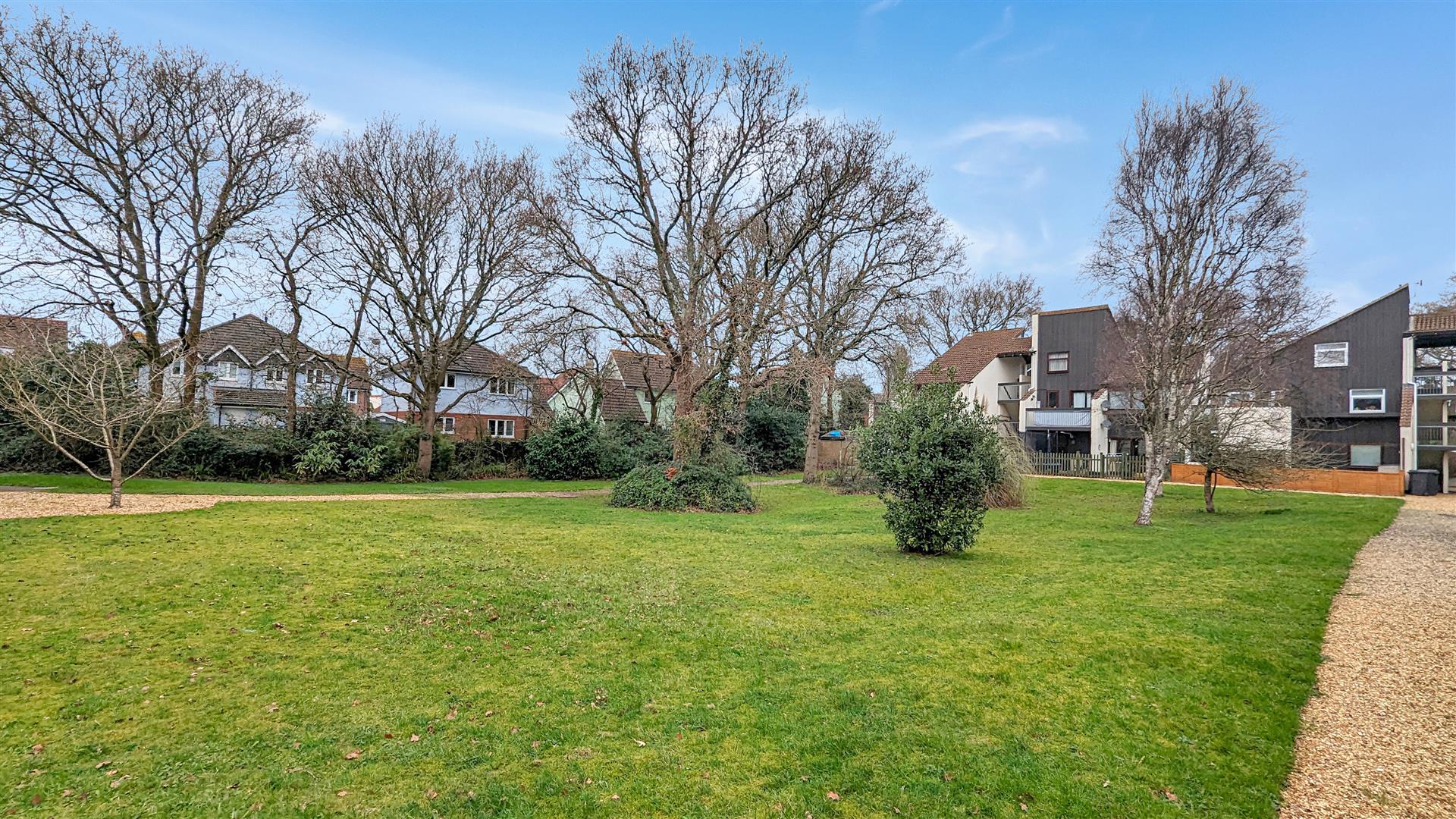 1 Bedroom Apartment Tree Hamlets, Upton, Poole